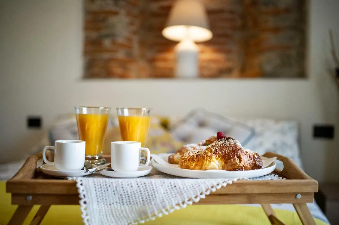 B&B Tenuta Legnate セスト・カレンデ 0*,  イタリア